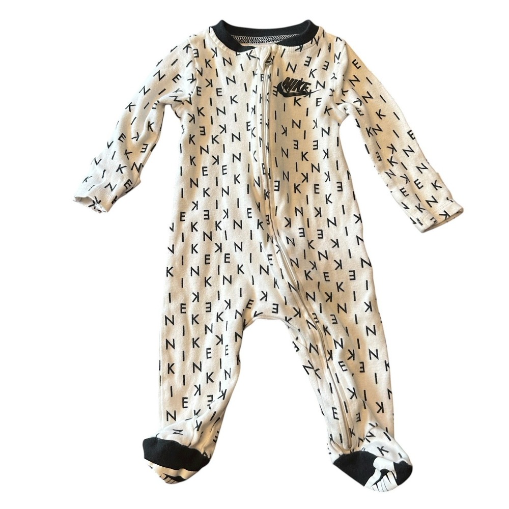Nike Baby Bodysuit Size 0-3‎ Months All Over Logo Footie Boys Pajamas Full Zip